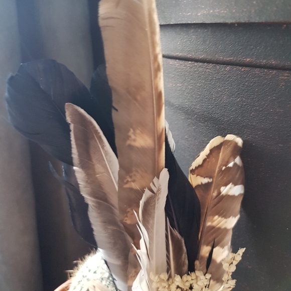 Handmade feather smudging fan - Picture 4 of 5